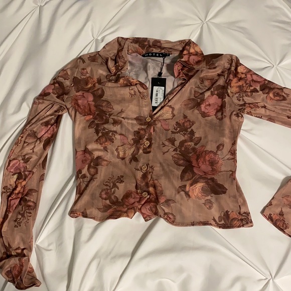 Motel sheer collared shirt - Picture 3 of 6